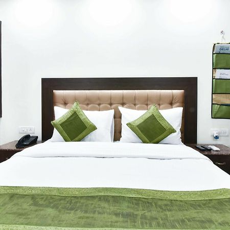 Treebo Mehar Castle Hotell Delhi  Eksteriør bilde