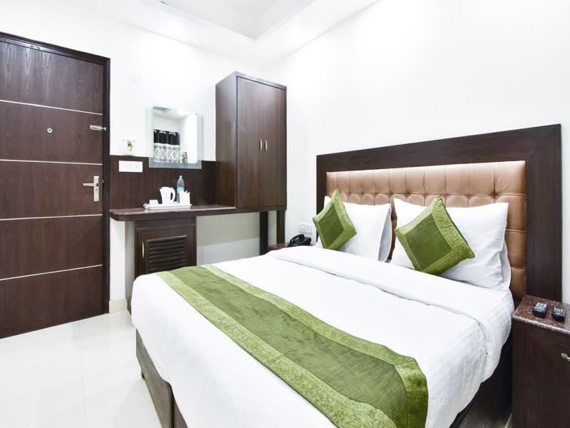 Treebo Mehar Castle Hotell Delhi  Eksteriør bilde
