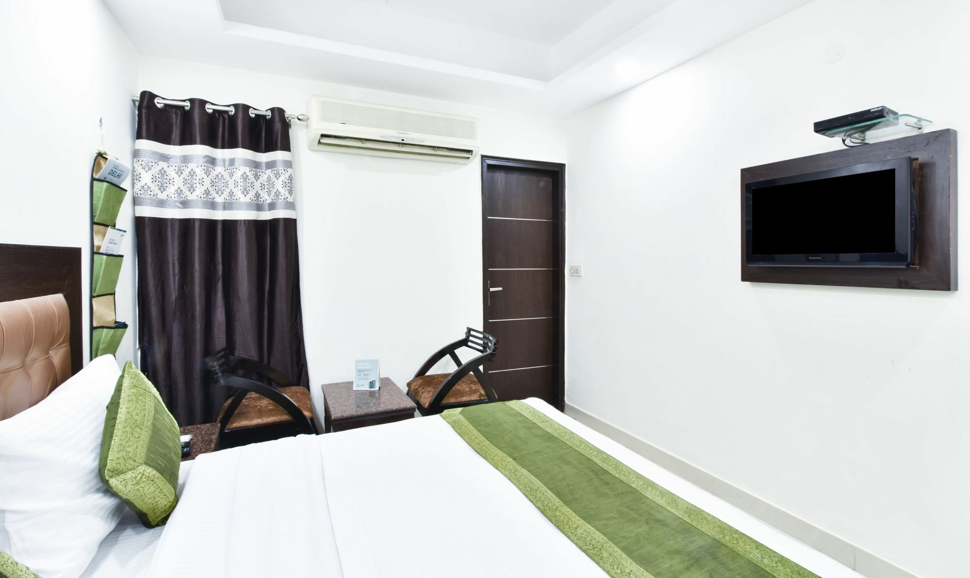 Treebo Mehar Castle Hotell Delhi  Eksteriør bilde