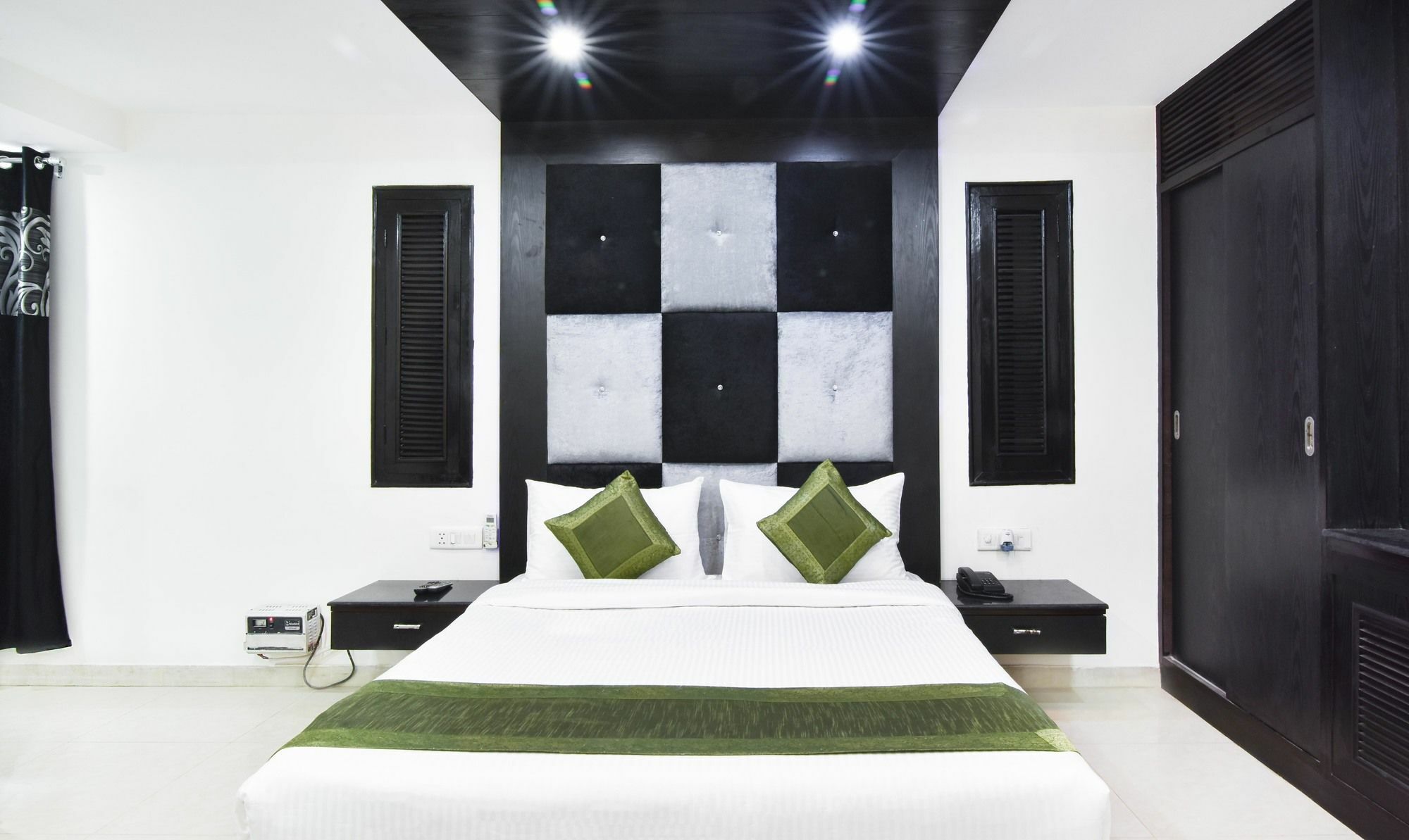 Treebo Mehar Castle Hotell Delhi  Eksteriør bilde