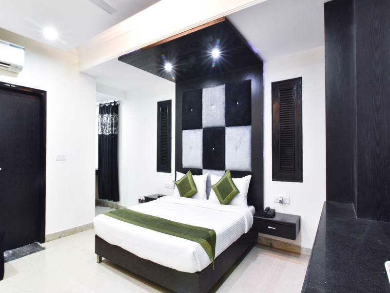 Treebo Mehar Castle Hotell Delhi  Eksteriør bilde